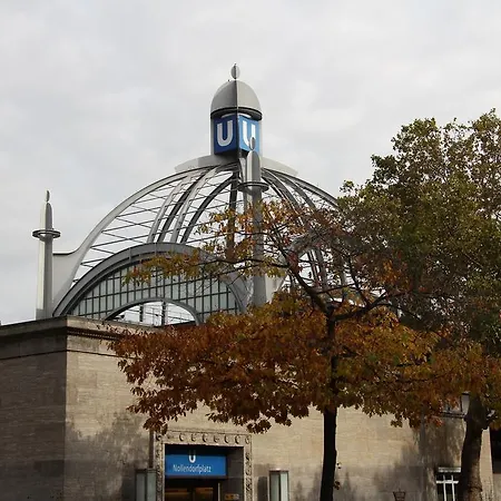 Nollendorf * برلين